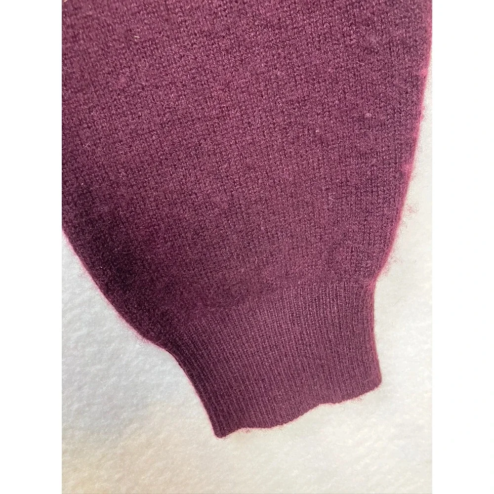 Club Room Mens Burgundy 100% Cashmere 2-Ply V-Neck Sweater Size Large‎ Maroon